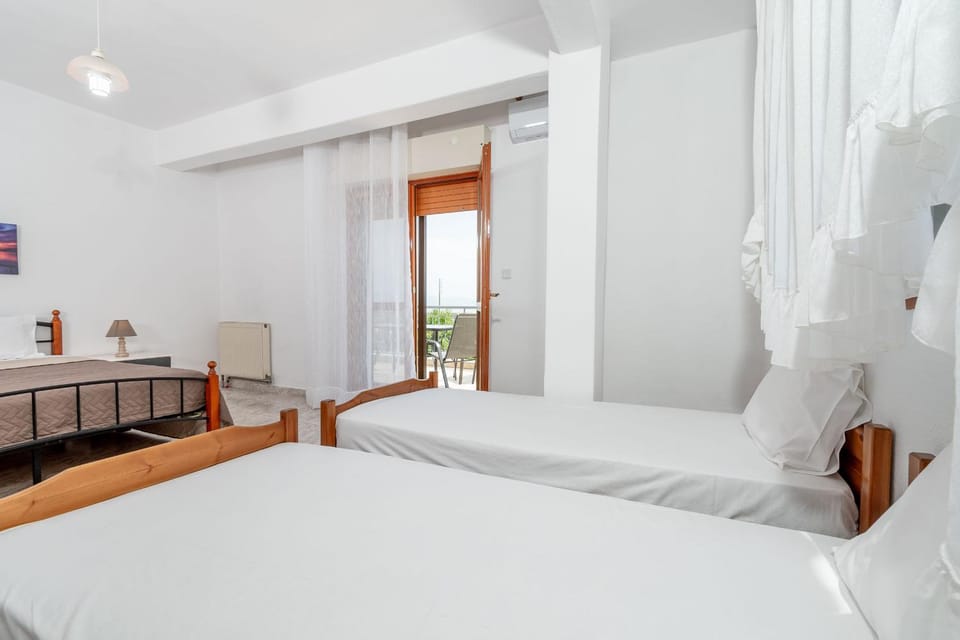 Zoi House by RentalsPro - Agios Mamas Halkidiki Apartment in Halkidiki