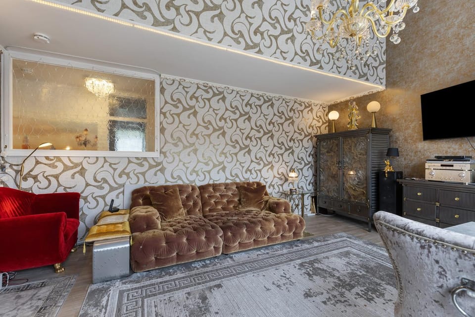 Property building, Living room