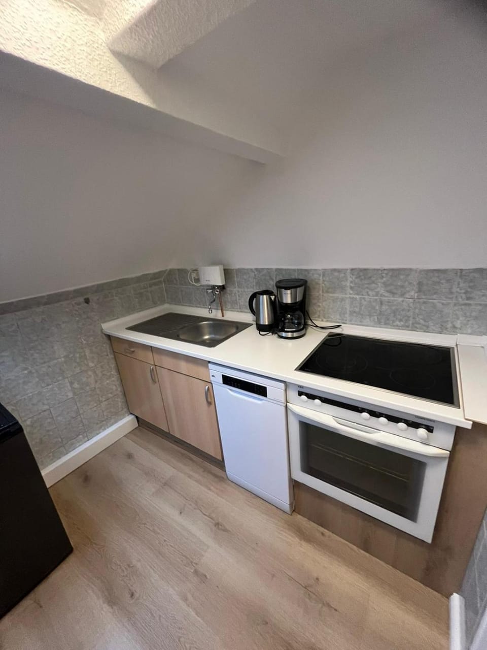Coffee/tea facilities, Kitchen or kitchenette