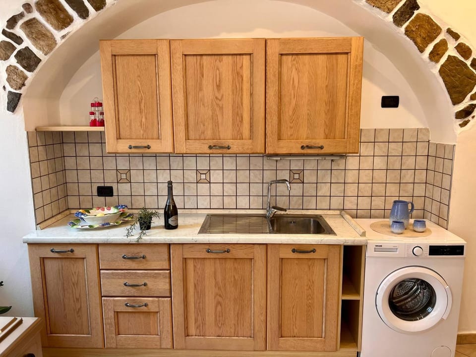 dishwasher, washing machine, kitchen