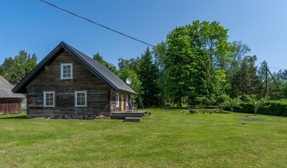 Property building, Garden, Garden view
