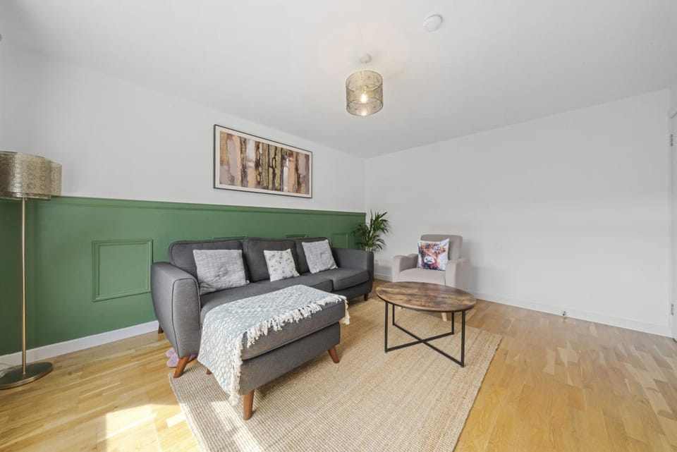 Communal lounge/ TV room, Living room