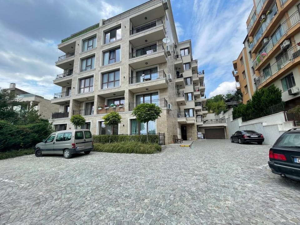 Studio Green Rublyovka Apartment in Varna