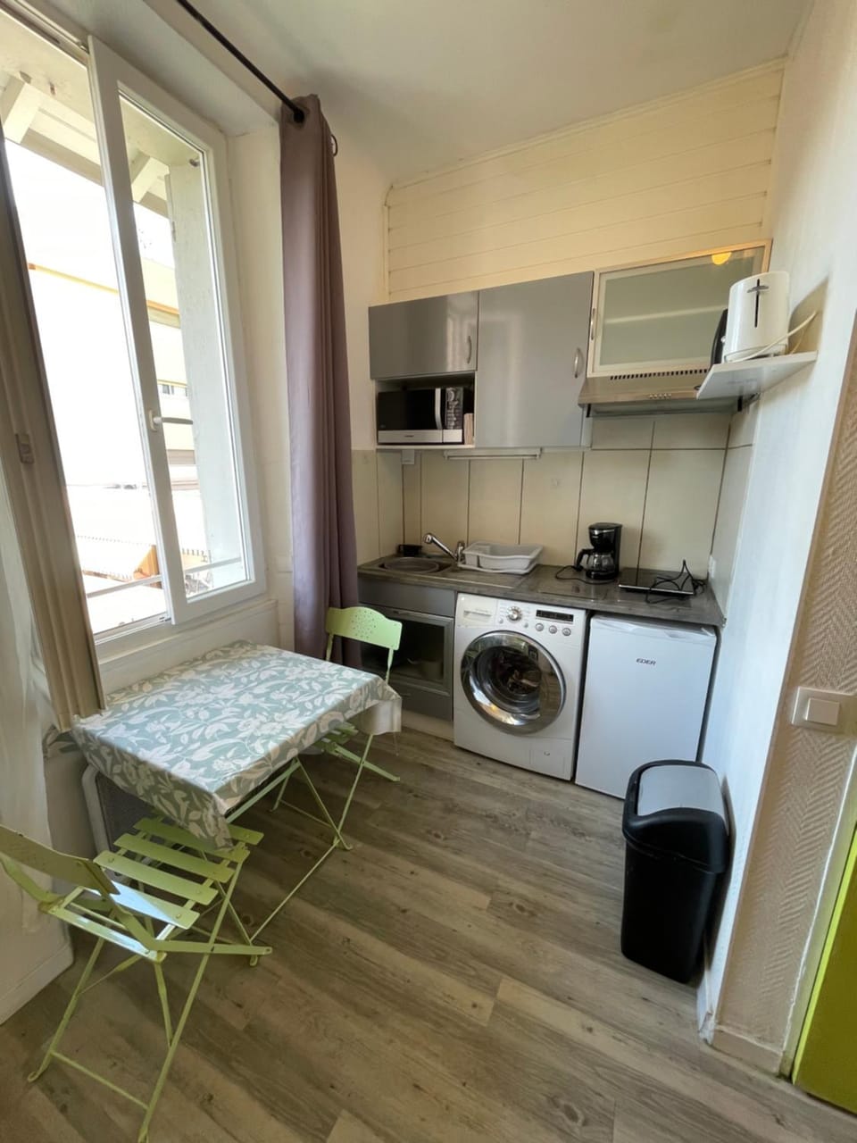 Petit nid Apartment in Saint-Raphael