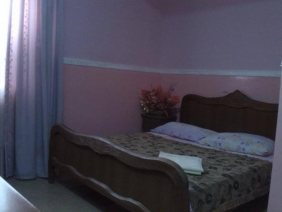 Day, Photo of the whole room
