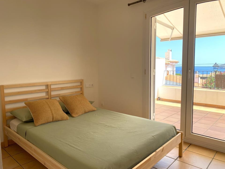 SAGUARDA II - Apartamento con terraza y vistas al mar Apartment in Cadaqués