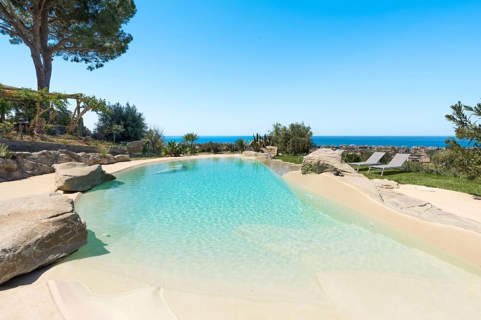 Property building, Facade/entrance, Spring, Activities, Summer, Garden, Other, Swimming pool