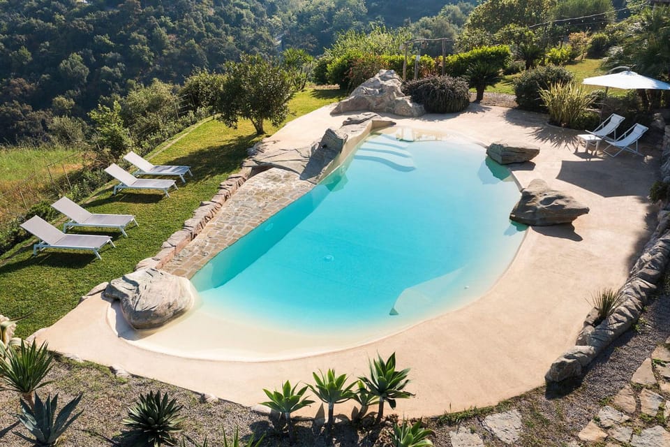 Property building, Facade/entrance, Spring, Activities, Summer, Garden, Other, Swimming pool