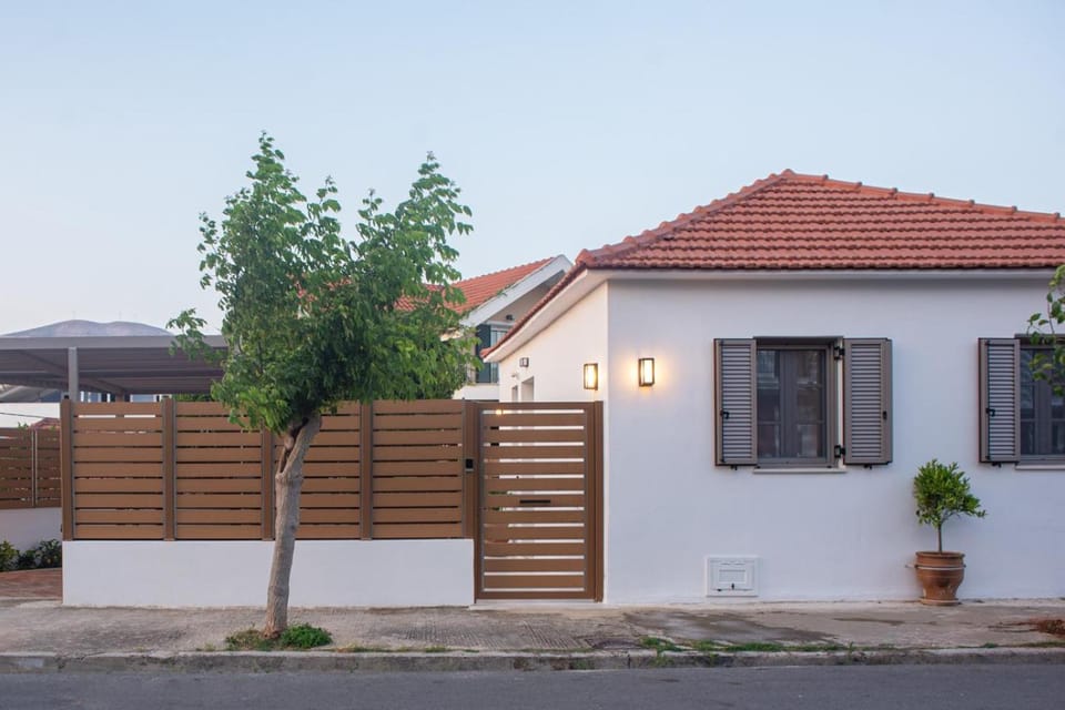Property building, Neighbourhood, Street view