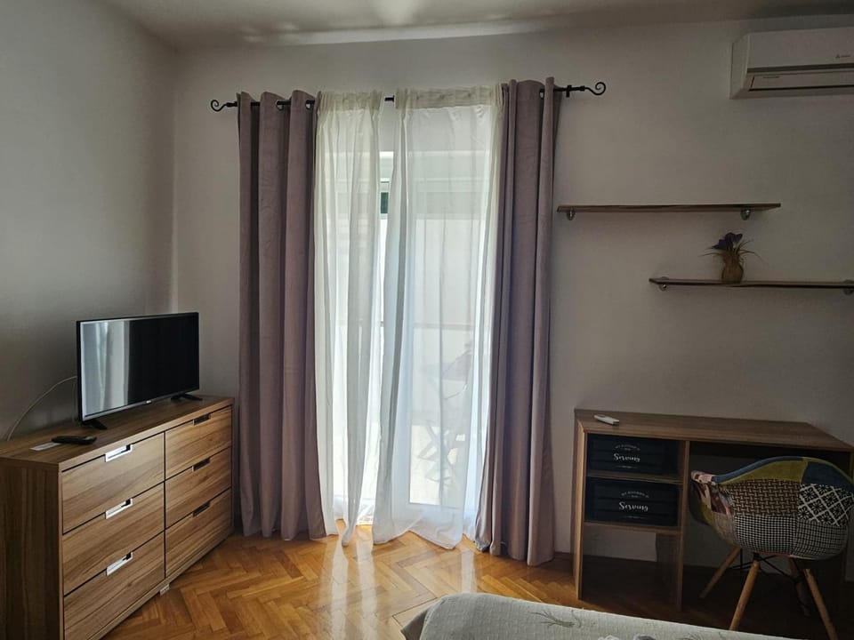 Rooms Perina Tisno Bed and Breakfast in Tisno