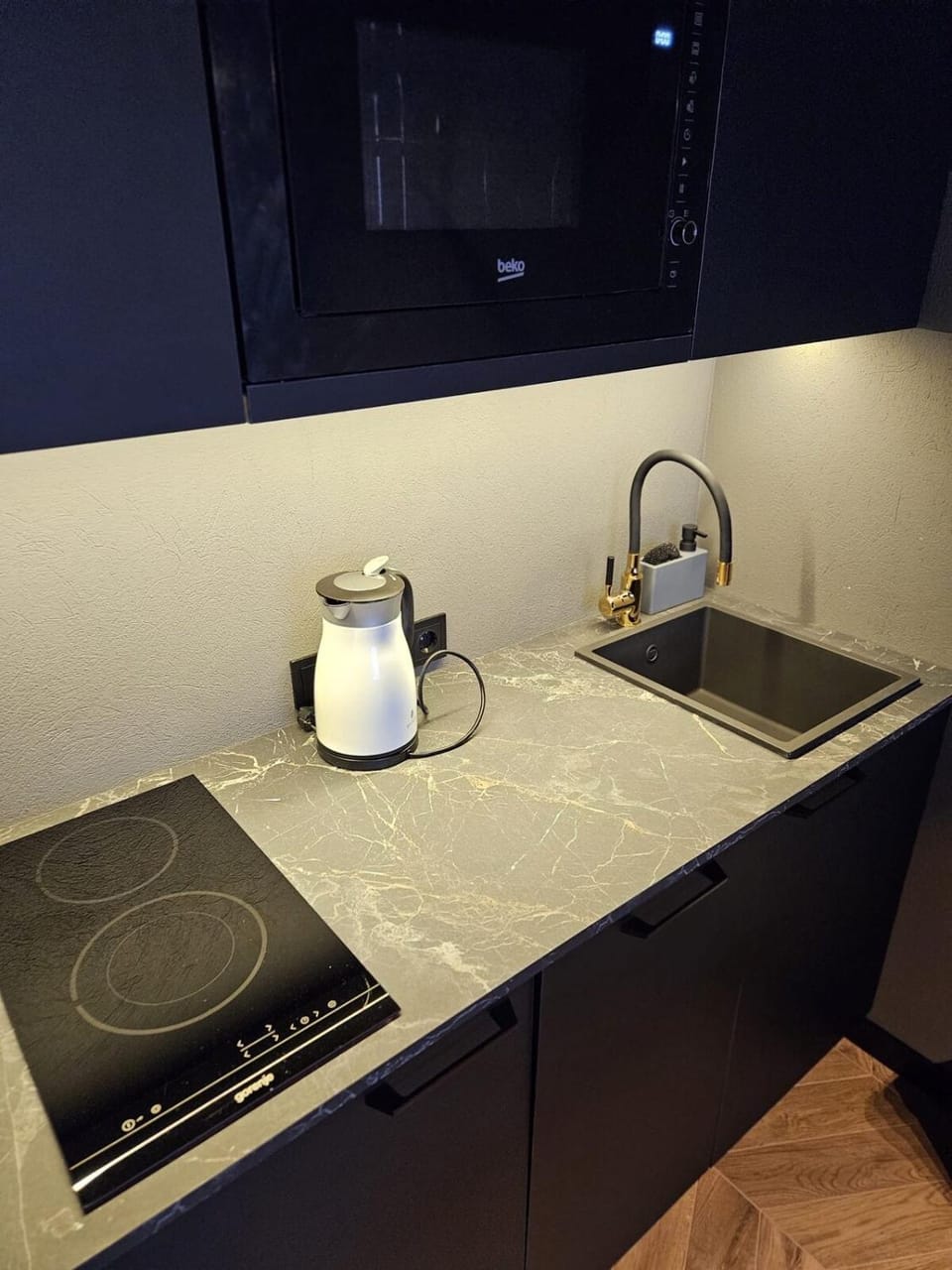 Kitchen or kitchenette, stove