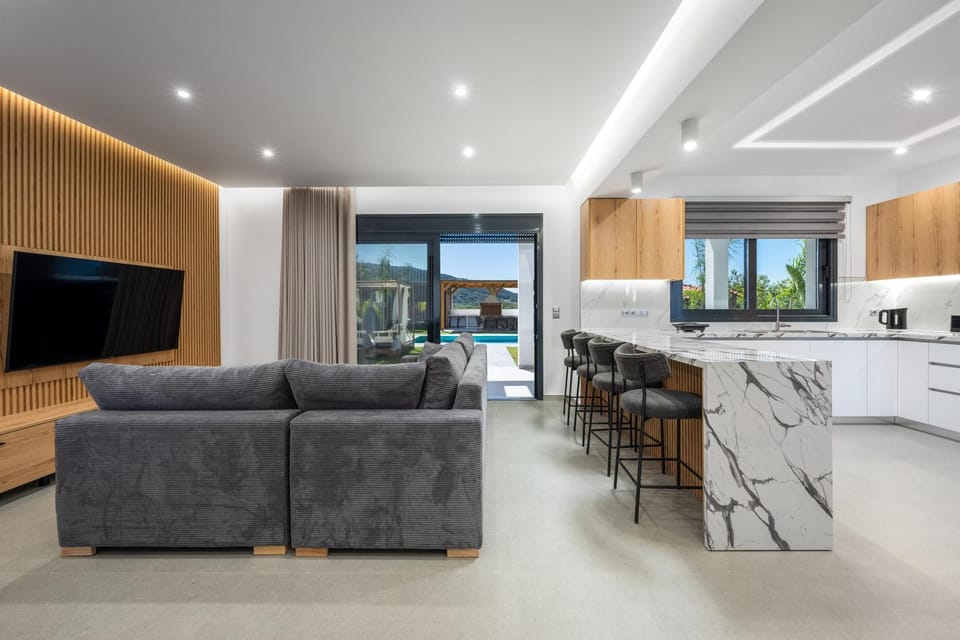TV and multimedia, Seating area, kitchen
