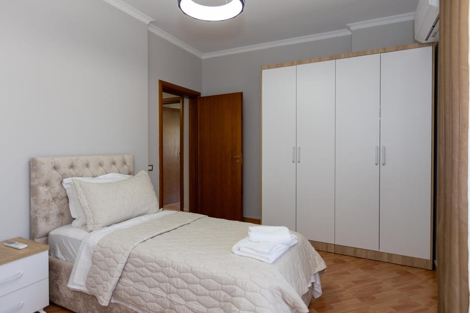 Bed, Photo of the whole room, Bedroom, towels, wardrobe, air conditioner