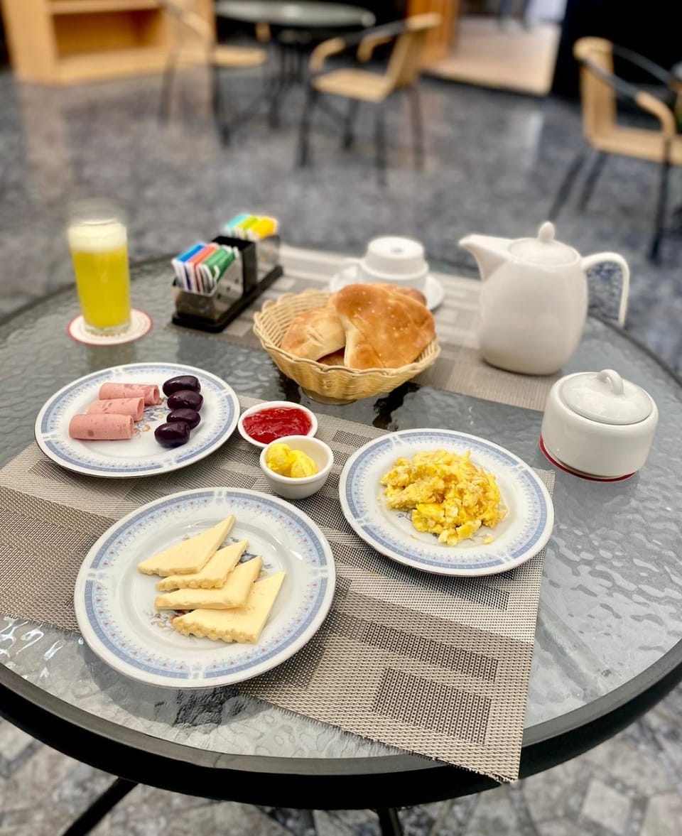 Breakfast