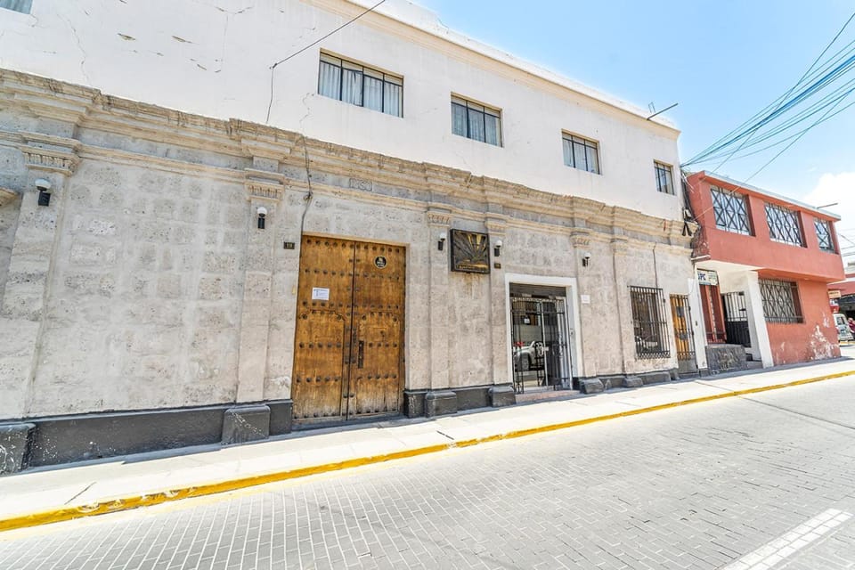 Property building, Facade/entrance