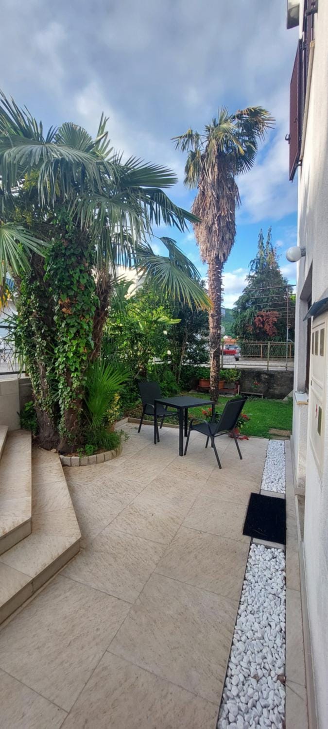Patio, Balcony/Terrace, Garden view