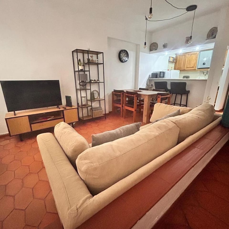 TV and multimedia, Kitchen or kitchenette, Living room, Seating area, Dining area, pet friendly