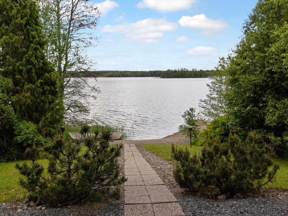 Holiday Home Niinipuro by Interhome House in Finland