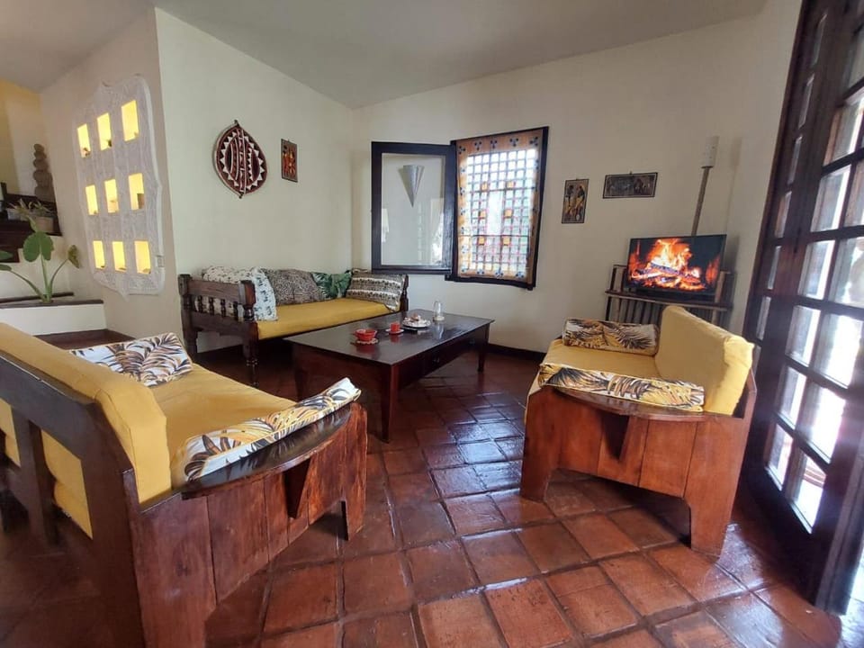 TV and multimedia, Living room, Photo of the whole room, Seating area