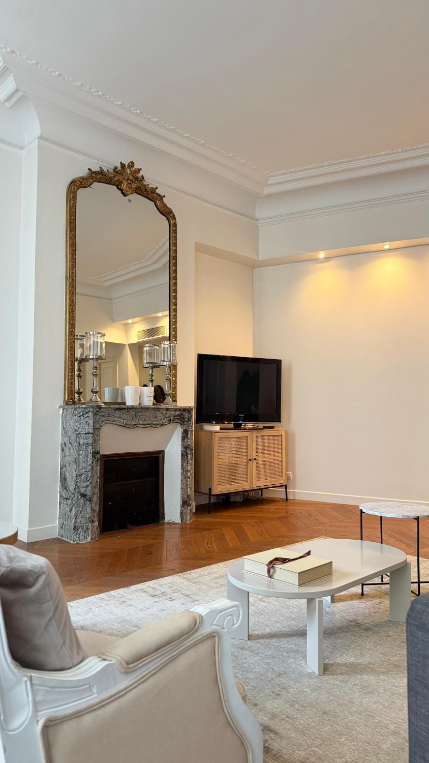 Central Champs Élysée - High Luxury 2 Bedroom Apartment Apartment in Paris