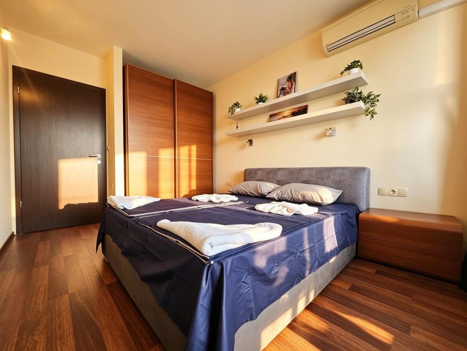 Bed, Bedroom, towels, wardrobe, air conditioner