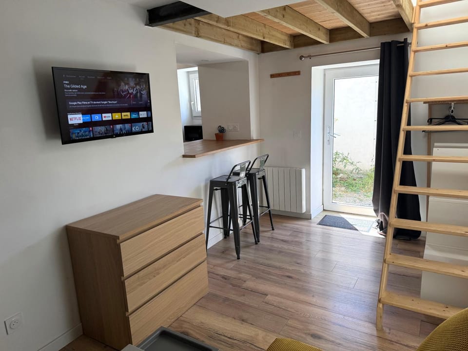 ღ Le Mezzo - Studio proche Centre & Wifi Apartment in La Rochelle