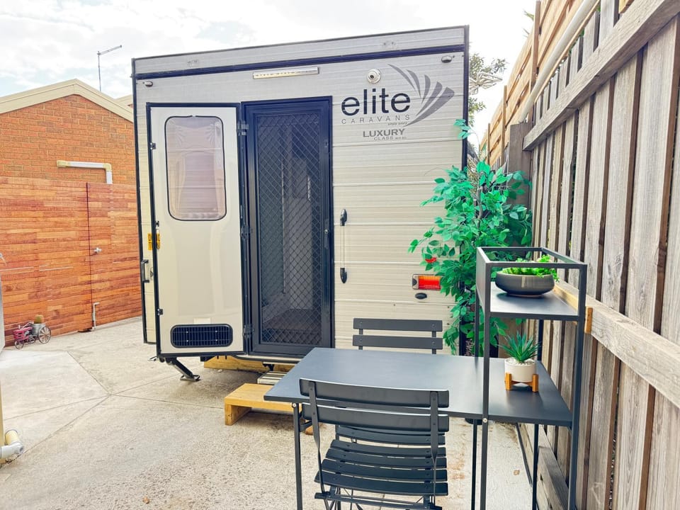Tiny home in Bayswater Chalet in Melbourne