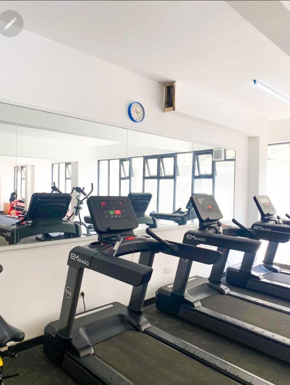 modern executive three bedroom apartment which features a swimming pool, state of the art fully equipped gym and all modern unmatched luxurious facilities which offfers luxury and comfort Apartment in Nairobi