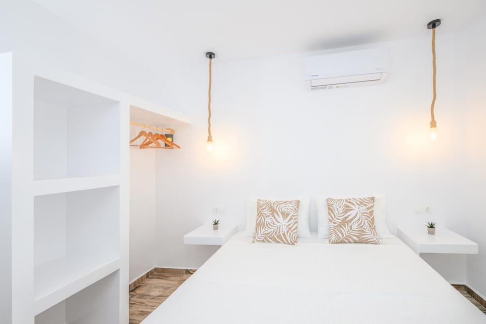 Azure Horizon Skyros House in Euboea