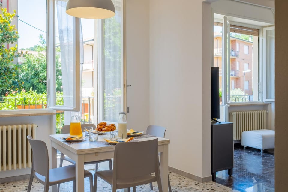 Balcony/Terrace, Dining area