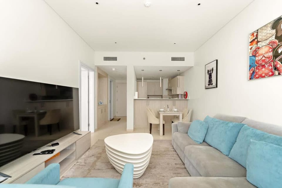 Stylish 1BR in Palm Jumeirah with Rooftop Pool Apartment in Dubai