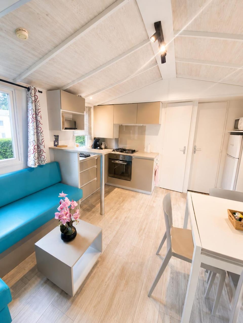 Mobil-home Climatisé -3 ch - Piscine Campground/ 
RV Resort in La Bernerie-en-Retz