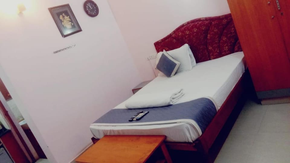 Five Stones By Terra Hotel Mogappair Apartment in Chennai