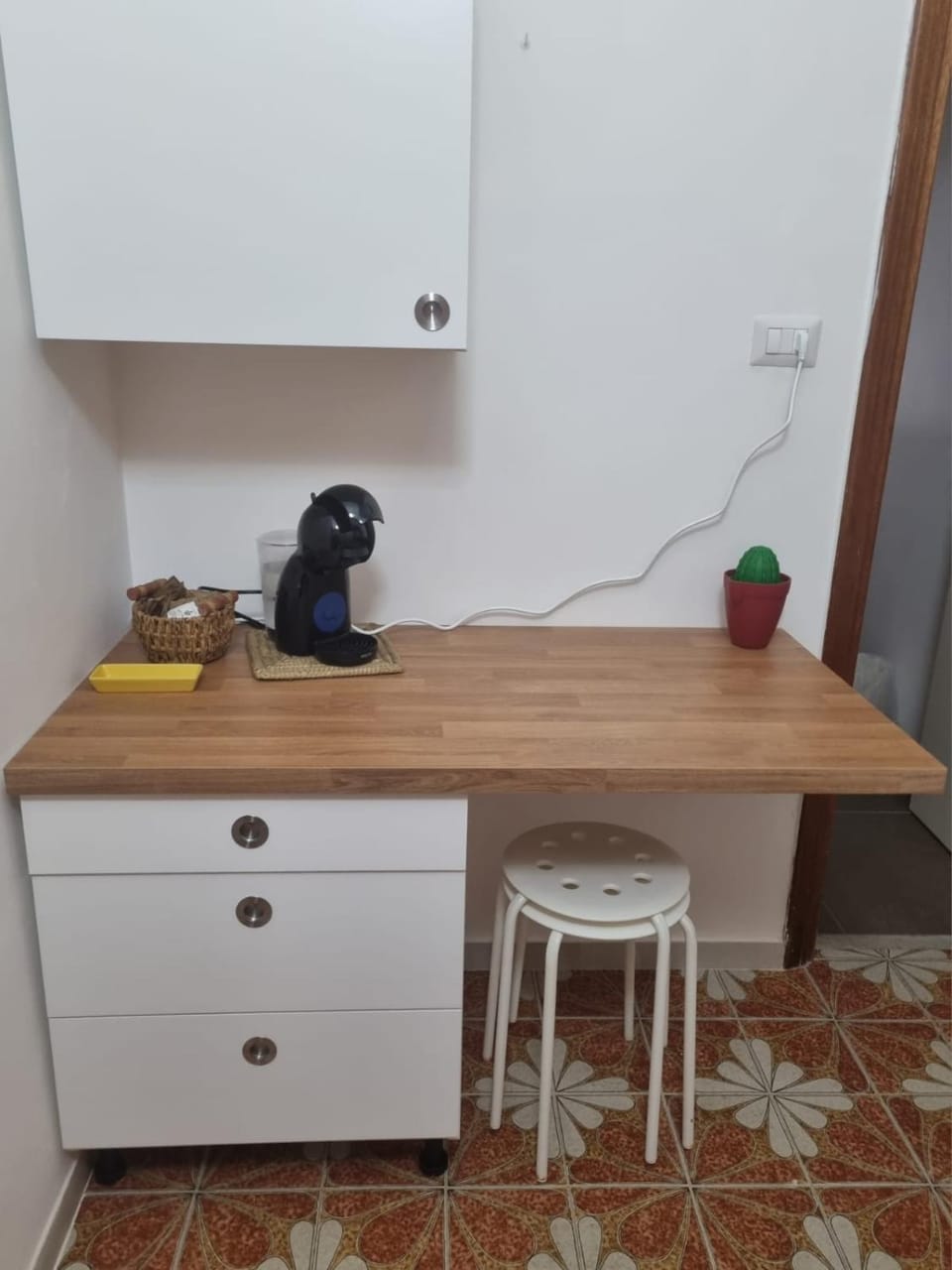 Coffee/tea facilities, minibar