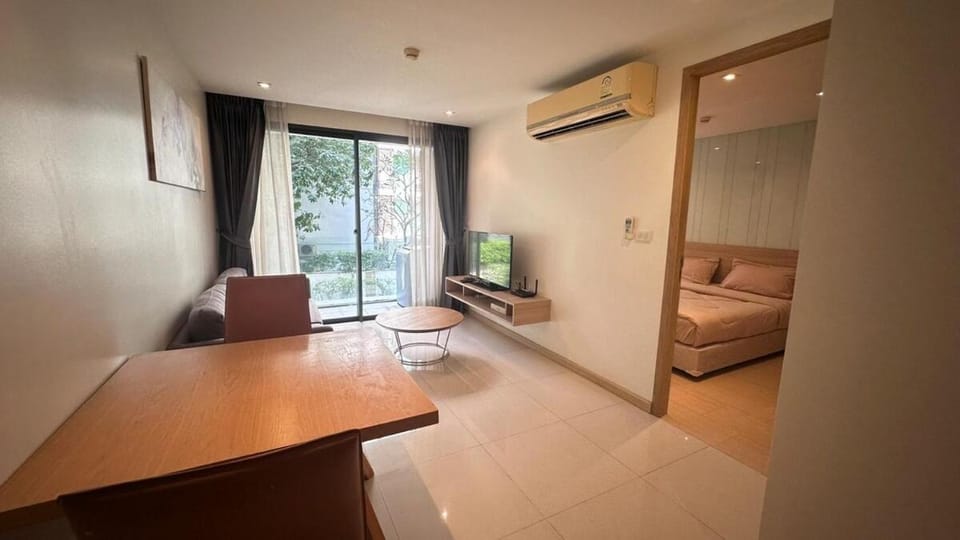 Wonderful condo BTS Ekkamai 7min by walking Apartment in Bangkok