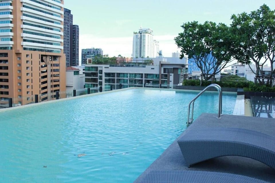 Wonderful condo BTS Ekkamai 7min by walking Apartment in Bangkok