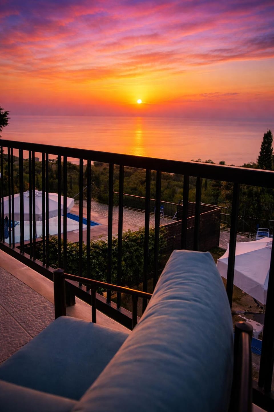 Patio, Natural landscape, View (from property/room), Evening entertainment, Sea view, Sunrise, Sunset