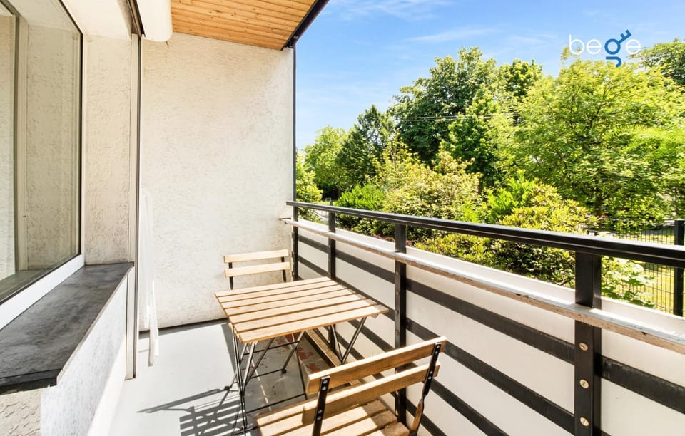 Day, Balcony/Terrace, Seating area