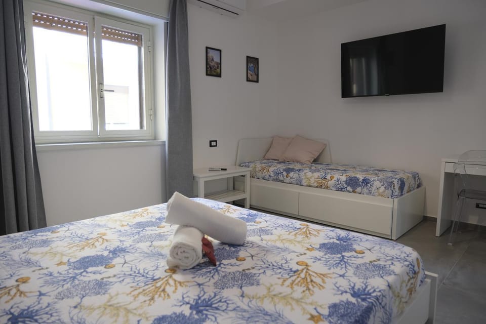 TV and multimedia, towels, air conditioner