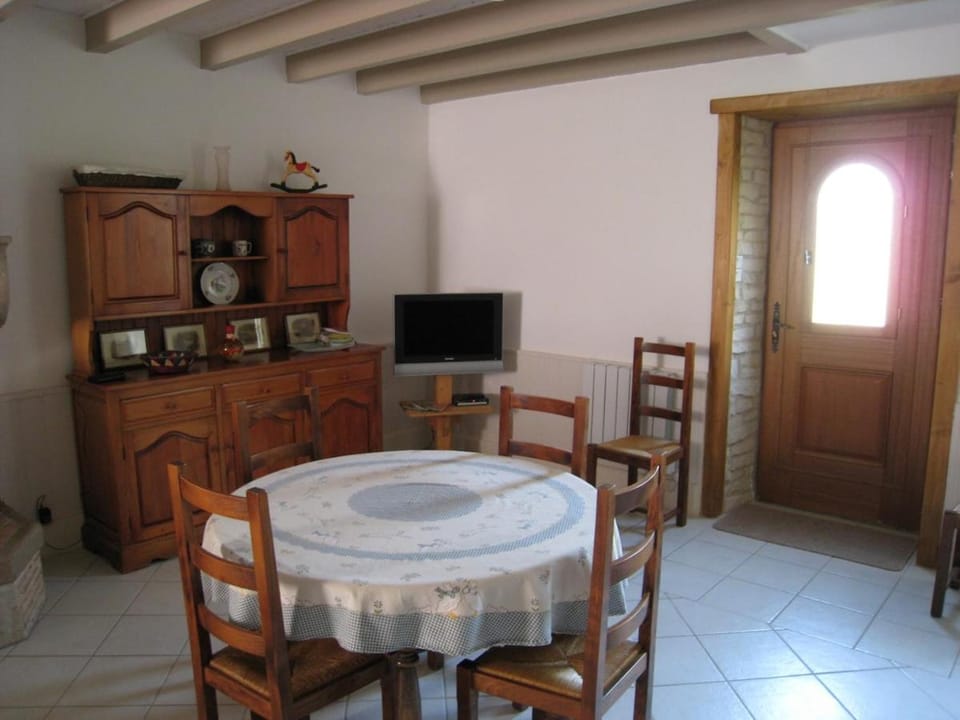 Gîte au calme House in Bourgogne-Franche-Comté
