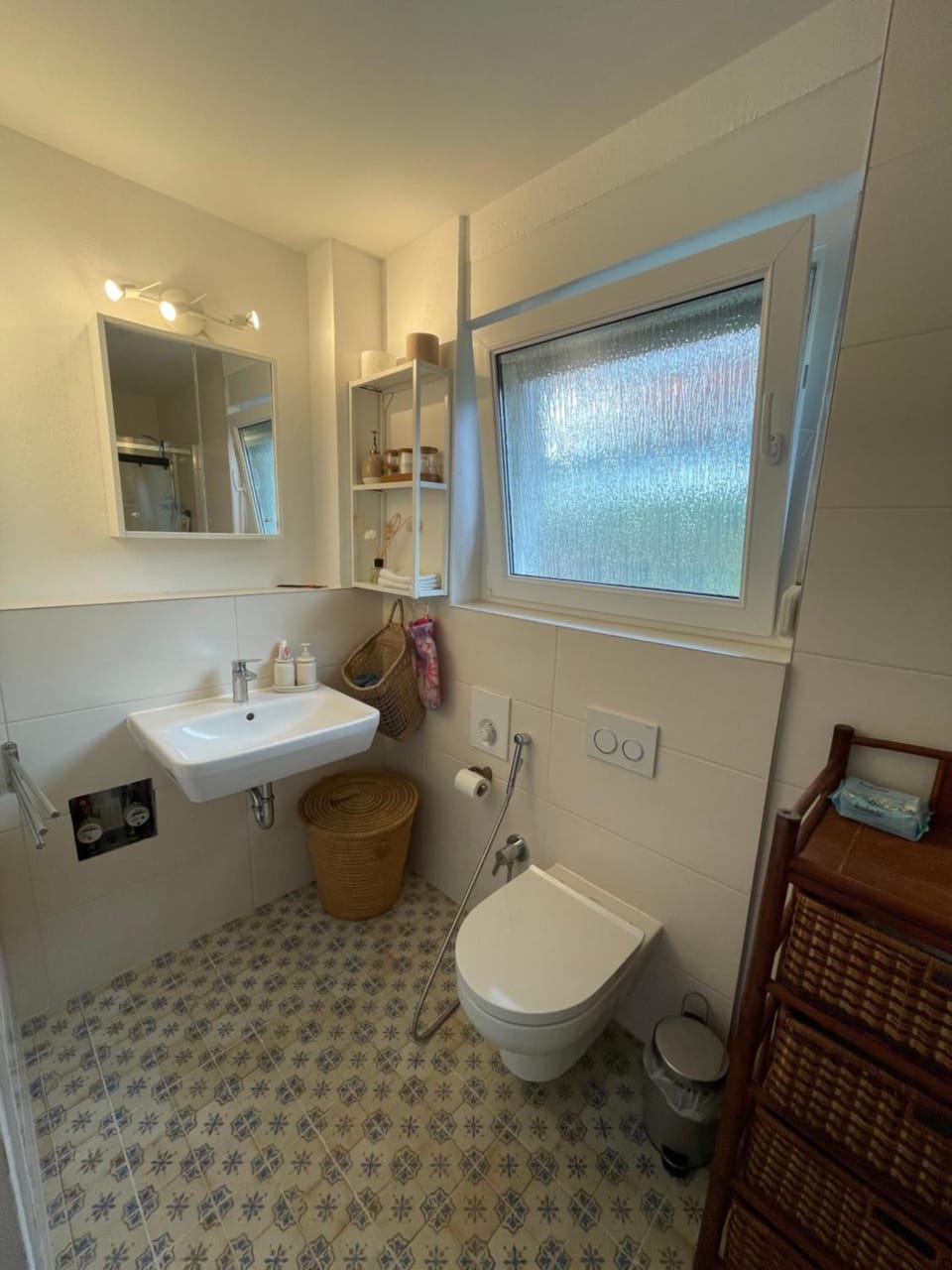 Toilet, Bathroom, towels