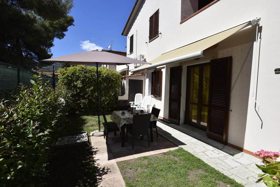 Garden, Garden view