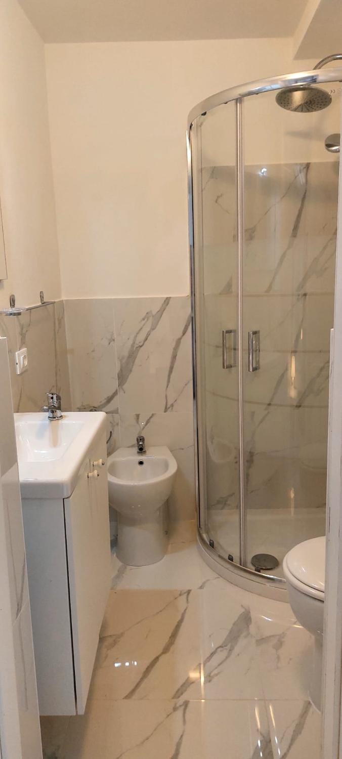 Shower, Toilet, Bathroom, bidet