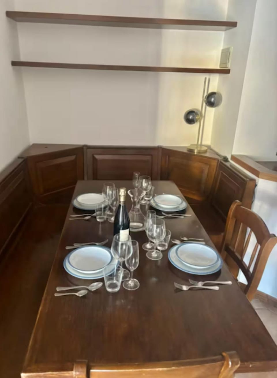 Communal lounge/ TV room, Kitchen or kitchenette, Living room, Food and drinks, Seating area, Dining area, heating, internet