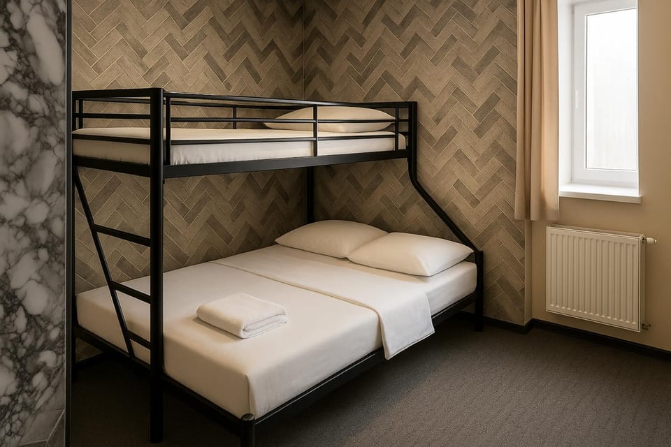 Bed, Photo of the whole room, Bedroom, bunk bed, internet, towels