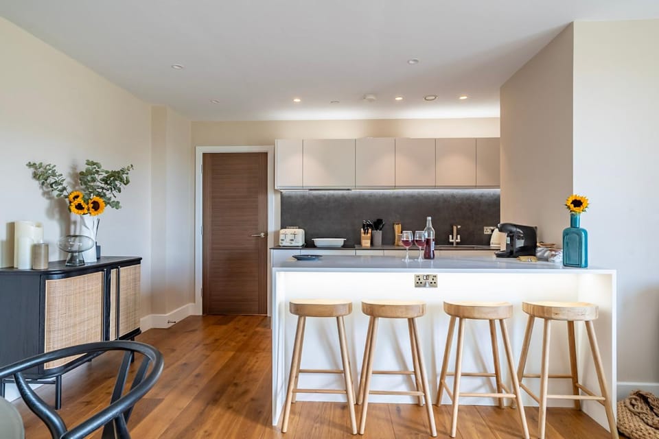 Coffee/tea facilities, Dining area