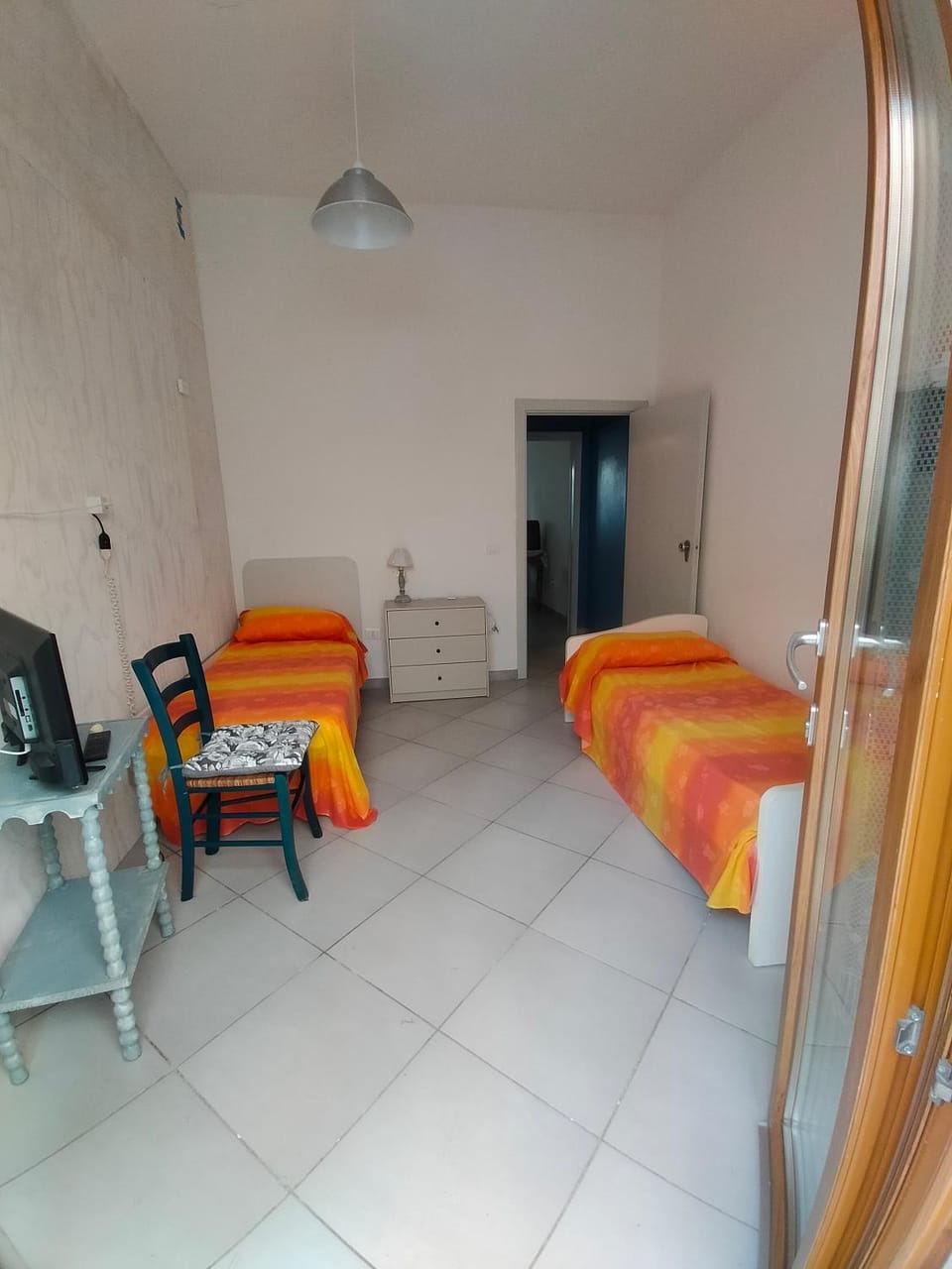 affitta camere via mascagni 50 A Bed and Breakfast in Rosignano Solvay