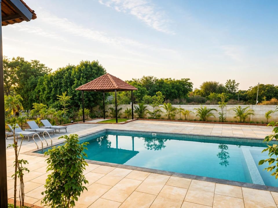 Property building, Swimming pool