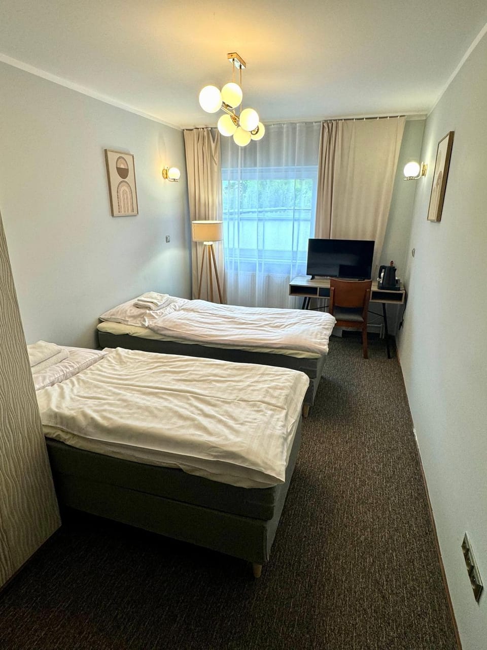 Photo of the whole room