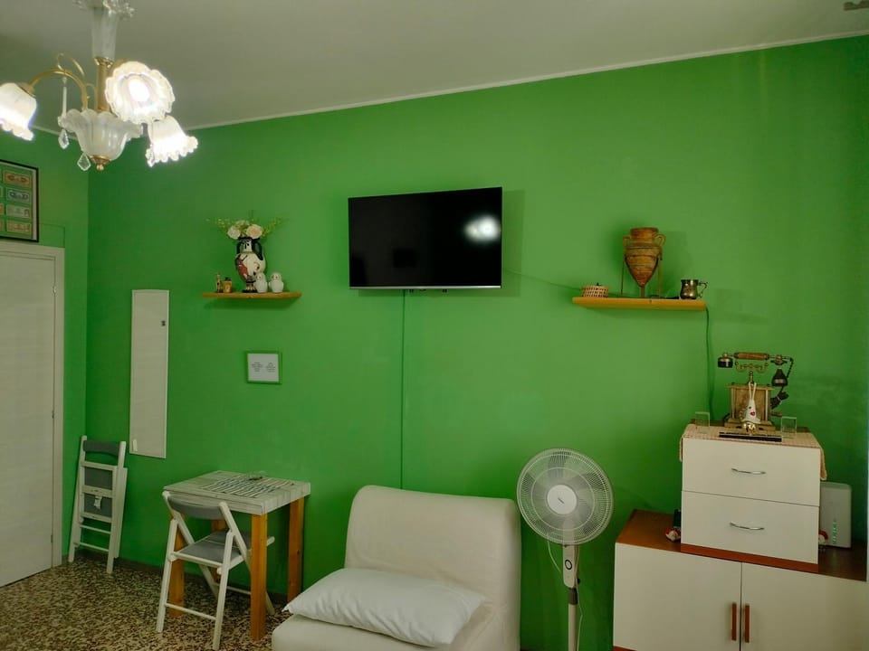 Mini Room Pero Bed and Breakfast in Rho